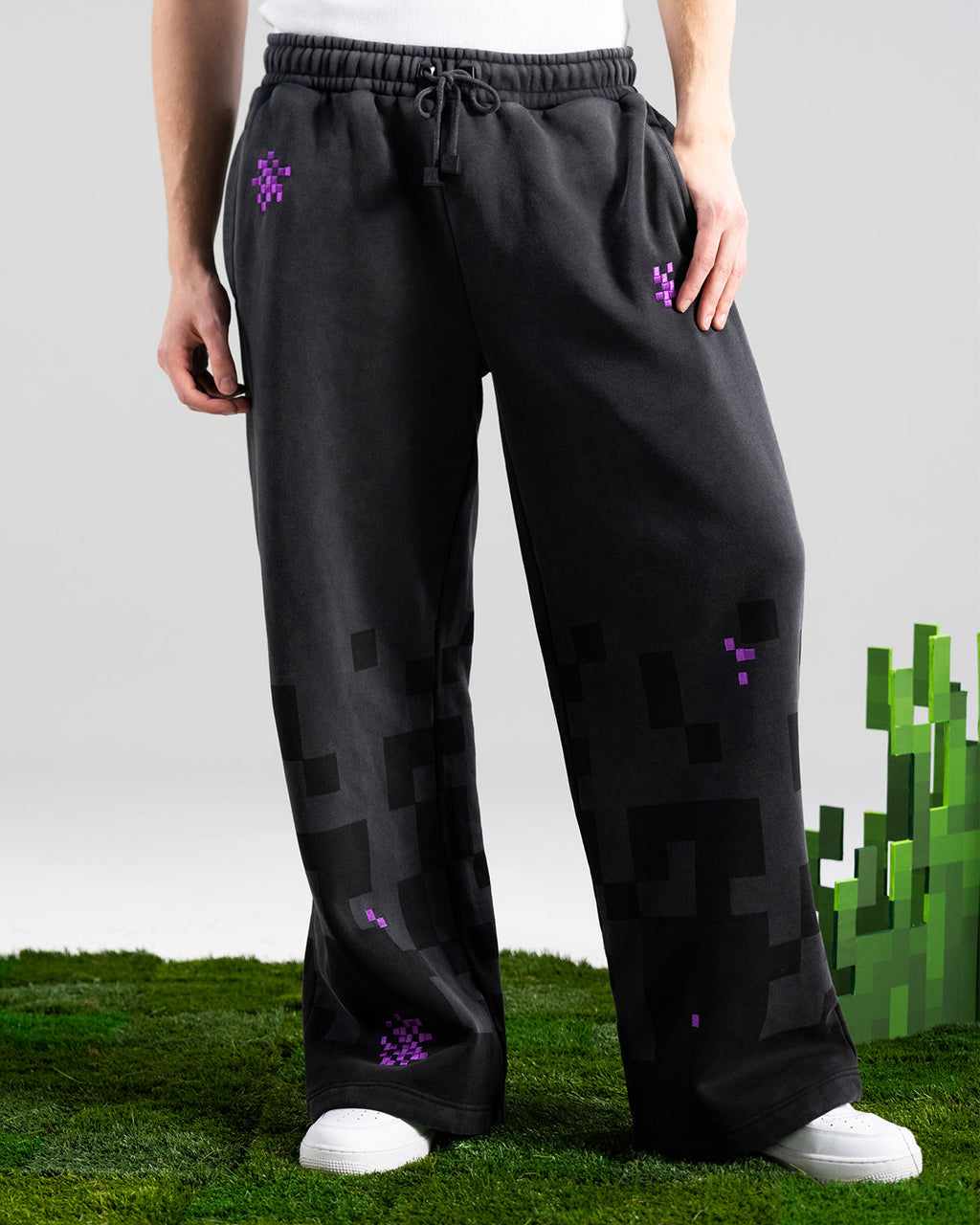 The Enderman Trackpants